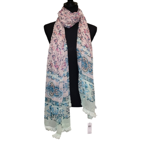 BCBGeneration Scarf - Picture 1 of 3